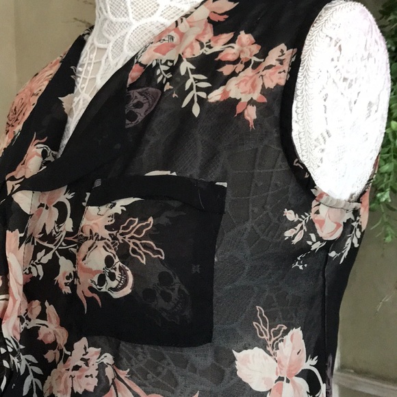 Fun and Flirt sheer sleeveless top M - Picture 7 of 8